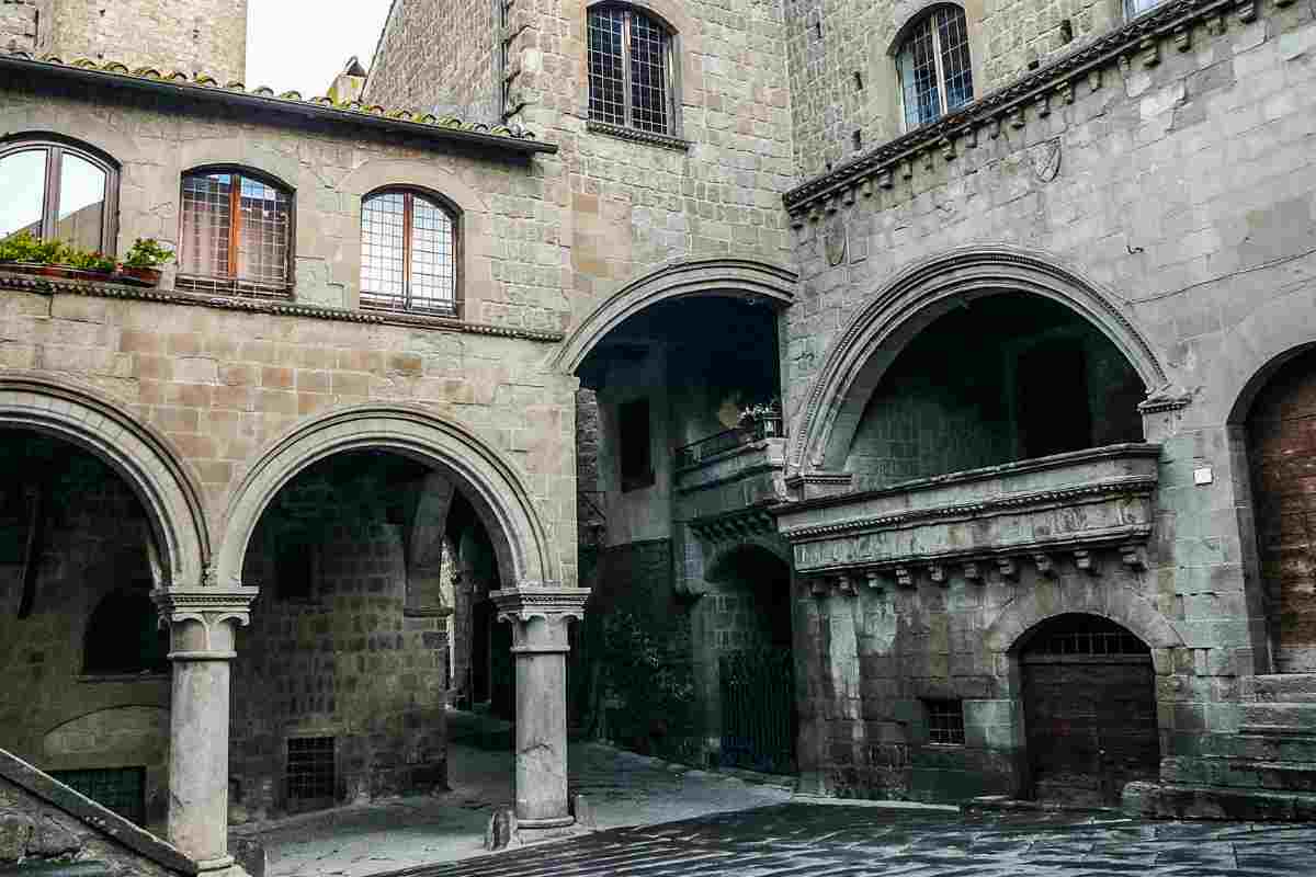 il quartiere san pellegrino a viterbo