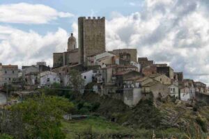 la torre normanna di pietramontecorvino