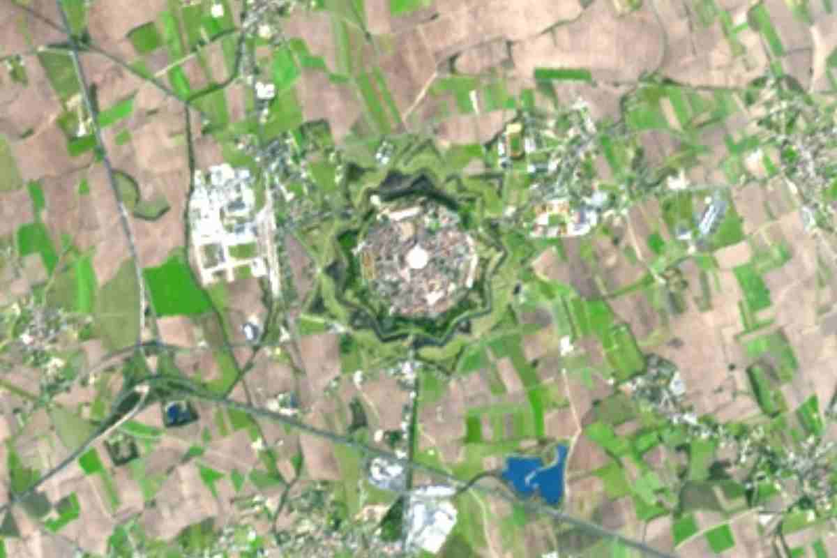 palmanova dal satellite