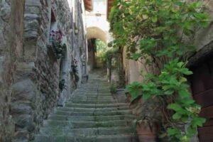 dettaglio del borgo di Corenno Plinio