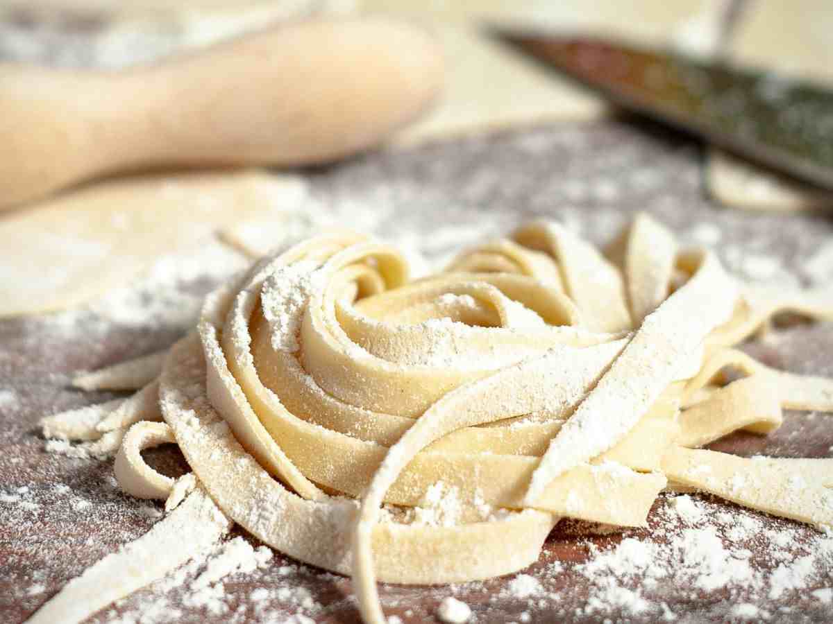 tagliatelle fresche infarinate
