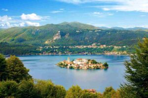 Isola di San Giulio sul lago di orta