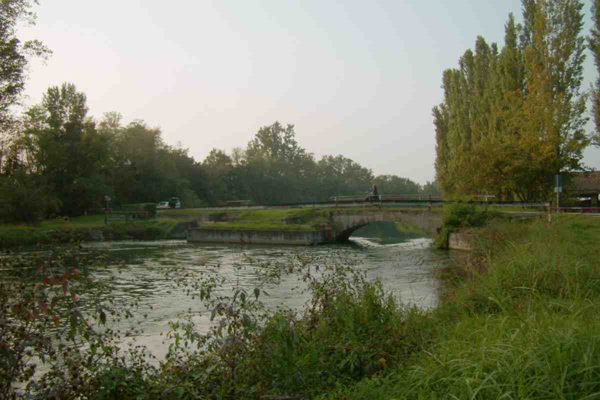 Il canale Muzza nel comune di Lodi