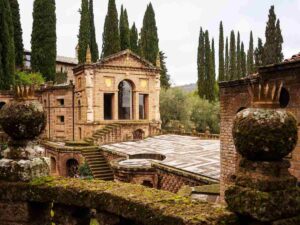 scorcio della cittadella della scarzuola in umbria