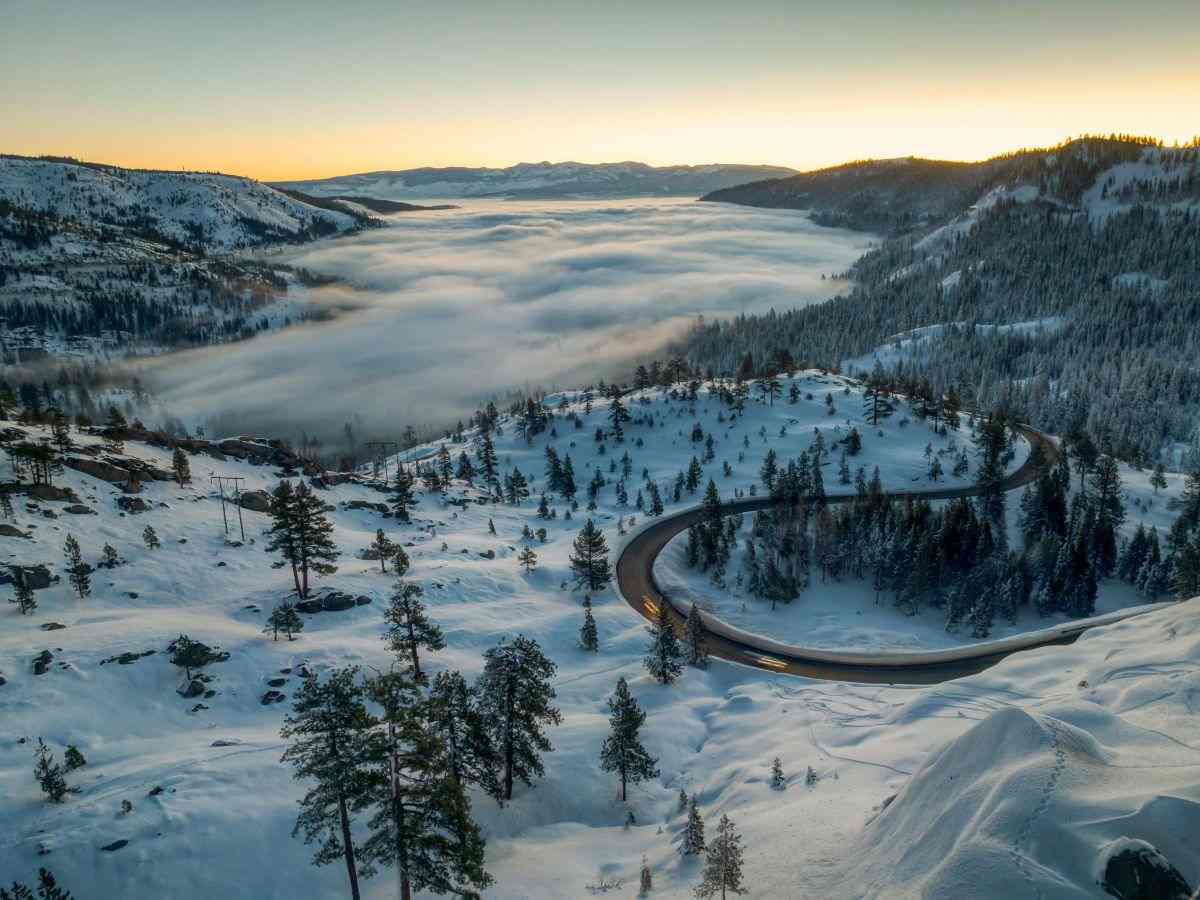 Questa valle poco conosciuta dai turisti è perfetta per passeggiate panoramiche, rifugi con vista e ritmi lenti nel cuore del Passo dello Stelvio