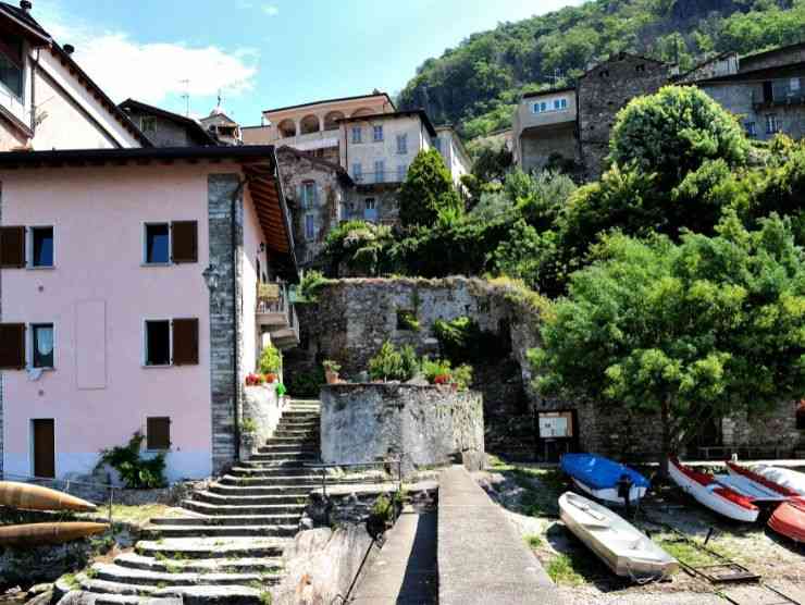 borgo corenno plinio